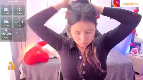 Snapshot of amy_sophiaa chatting on 02-10-25, 01:44 Amy sophia 3 online show from 02-10-25, 01:44