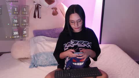 Mia Cristancho online show from 02-26-26, 08:52