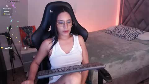 Mia Cristancho online show from 03-26-26, 05:51