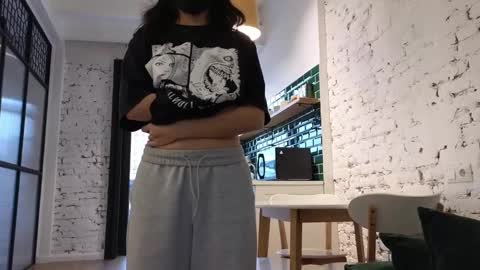 girl next door named Amy online show from 02-05-25, 01:22