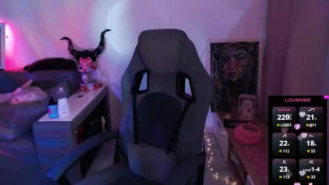 Amy is here  my telegram chanel -  online show from 11-07-25, 07:36