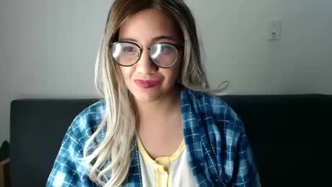 Snapshot of amycosplay99 chatting on 02-02-25, 05:10 amycosplay99 online show from 02-02-25, 05:10