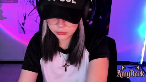 Amy online show from 04-25-26, 12:19