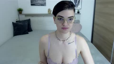 Hi there guys  My pleasure in your hands  pvt is open online show from 04-05-26, 12:52
