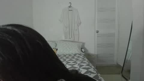 Amy online show from 12-05-25, 06:26