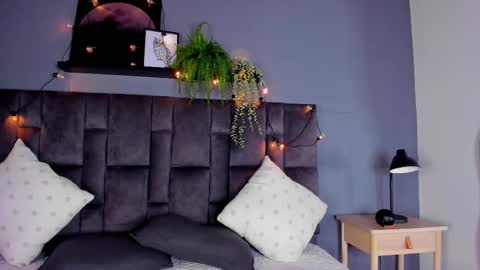 Snapshot of amypalmmer chatting on 10-07-25, 11:40 AMMY online show from 10-07-25, 11:40