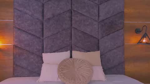 Snapshot of amypalmmer chatting on 11-13-25, 11:42 AMMY online show from 11-13-25, 11:42