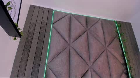 Snapshot of amypalmmer chatting on 12-01-25, 11:37 AMMY online show from 12-01-25, 11:37