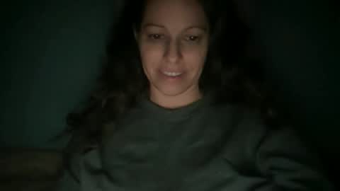 Snapshot of amysmilez chatting on 01-01-25, 06:26 Amy Smilez online show from 01-01-25, 06:26