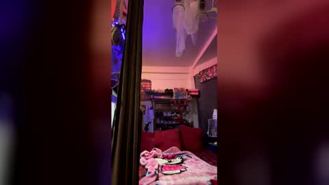 Snapshot of amyts415 chatting on 06-07-26, 11:25 amyts415 online show from 06-07-26, 11:25
