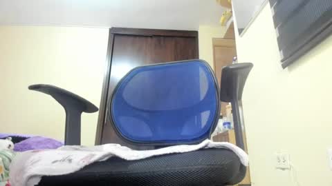 Snapshot of amywalker01 chatting on 07-14-26, 06:35 amy online show from 07-14-26, 06:35