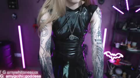 Amy switch Goddess divine Mistress   online show from 05-11-26, 12:11