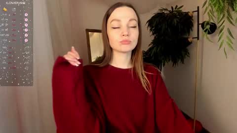Snapshot of an6elica chatting on 02-12-25, 08:38 Angie online show from 02-12-25, 08:38