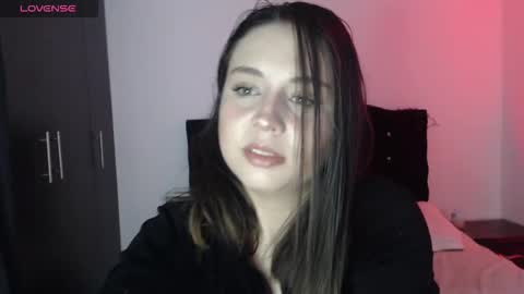 ana_arms_ online show from 03-19-26, 04:22