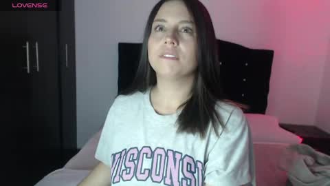 ana_arms_ online show from 04-27-26, 05:55