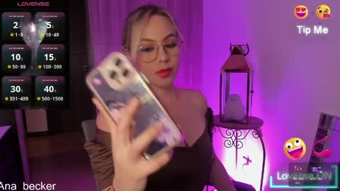 Ana online show from 04-10-26, 11:53