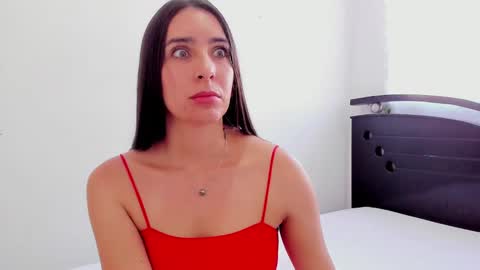 Snapshot of ana_castilo chatting on 01-30-25, 02:58 Ana IG an castillo 1 online show from 01-30-25, 02:58