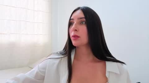 Snapshot of ana_castilo chatting on 12-05-25, 06:26 Ana IG an castillo 1 online show from 12-05-25, 06:26