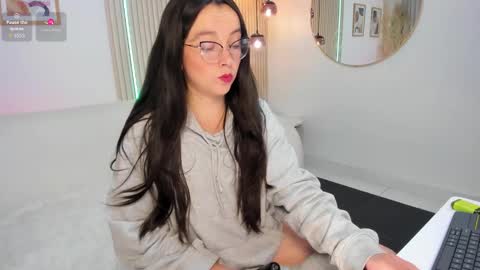  Ana  online show from 11-27-25, 08:05