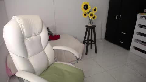  Ana  online show from 03-04-25, 12:07