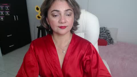 Snapshot of ana_hotmilfx chatting on 02-16-25, 12:32 ANA online show from 02-16-25, 12:32