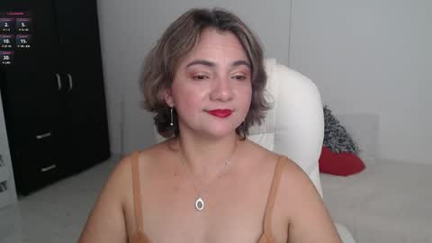 Snapshot of ana_hotmilfx chatting on 03-04-25, 11:43 ANA online show from 03-04-25, 11:43