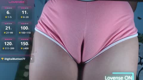 Snapshot of ana_loveee chatting on 06-10-26, 02:01 Ana lopez - Cameltoe girl online show from 06-10-26, 02:01