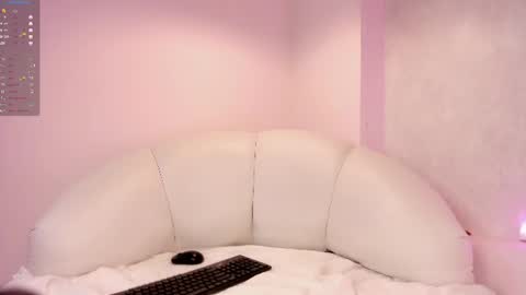 Snapshot of ana_petter chatting on 07-16-26, 04:51 Ana online show from 07-16-26, 04:51
