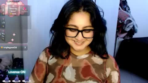 Ana Ricciardi online show from 09-30-25, 03:33