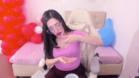 Im anna but you can call me as you want online show from 02-28-26, 07:48