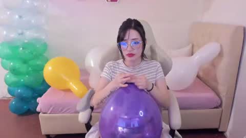 Snapshot of ana_ruuh chatting on 07-23-26, 01:58 Im anna but you can call me as you want online show from 07-23-26, 01:58