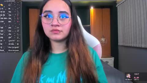 Snapshot of ana_taylor2 chatting on 12-14-24, 08:18 Ana online show from 12-14-24, 08:18