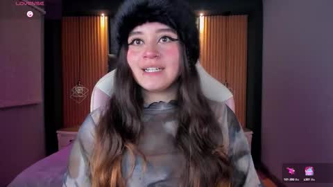 Snapshot of ana_taylor2 chatting on 09-28-25, 08:47 Ana online show from 09-28-25, 08:47