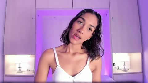 anaacollins_ online show from 04-21-26, 11:38