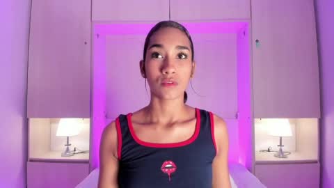 anaacollins_ online show from 05-27-26, 12:02