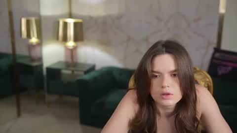 Snapshot of anabel2054 chatting on 06-17-26, 10:39 Sweet girls online show from 06-17-26, 10:39