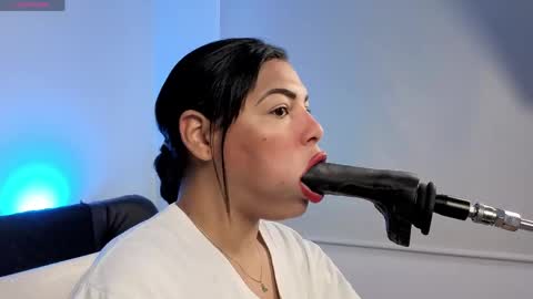 Anabel Alice Gandara online show from 04-25-26, 12:30