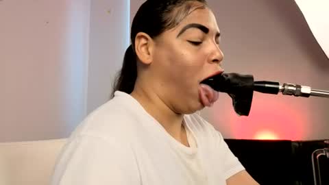Anabel Alice Gandara online show from 08-07-26, 03:47