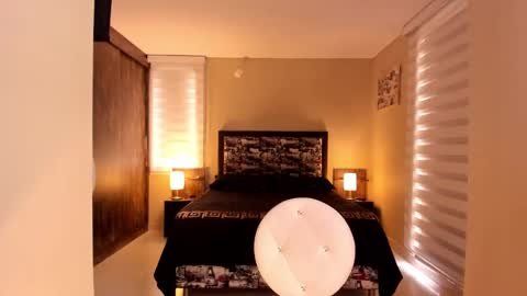 Anabel online show from 02-21-25, 09:11