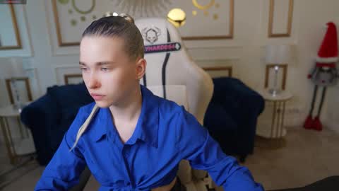 PLAYHARD054 online show from 03-11-26, 11:38