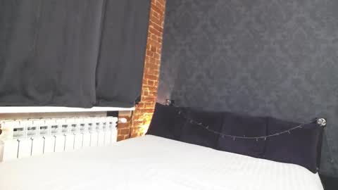 Snapshot of anabelblack chatting on 11-21-25, 01:21 Anna online show from 11-21-25, 01:21