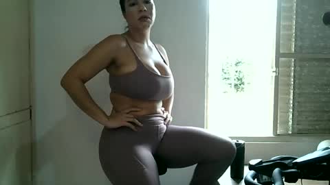 Snapshot of anabelenogueira1 chatting on 06-20-26, 03:26 anabelenogueira1 online show from 06-20-26, 03:26