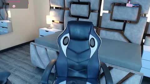 HI I AM ANABELL online show from 01-16-26, 12:09