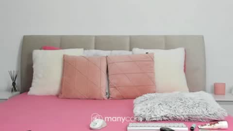 Snapshot of anabella00 chatting on 12-07-24, 09:22 Anabella online show from 12-07-24, 09:22