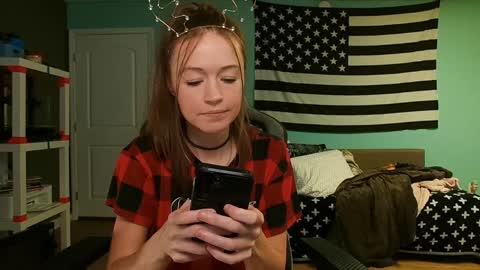 Anabelleleigh online show from 12-18-24, 05:00