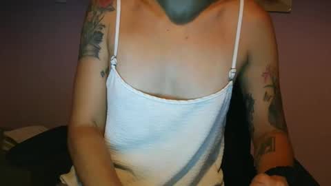 anabelucci_ online show from 04-09-26, 01:27