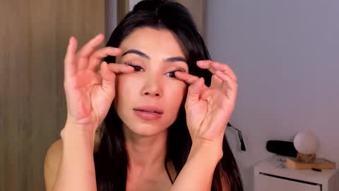 Ana Henao or Annie... Follow me ahenaocb Insta  X online show from 10-16-25, 08:32