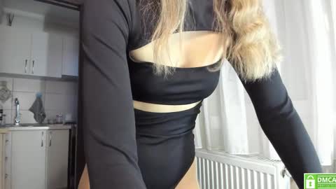 Anahi online show from 02-26-26, 05:06