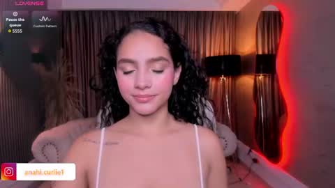 Anahi Curlie online show from 06-16-26, 11:24
