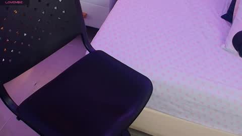 Anahi  online show from 03-10-25, 06:56